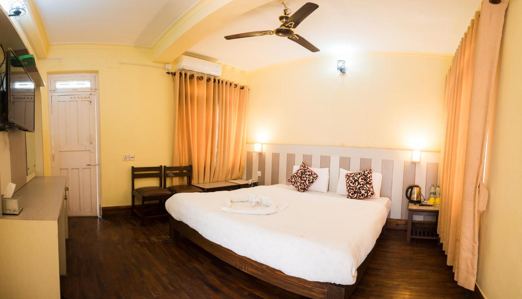 Hotel Angel Pokhara Eksteriør bilde